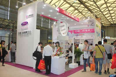 口腔醫療展會搭建,三椒日化上海展臺搭建